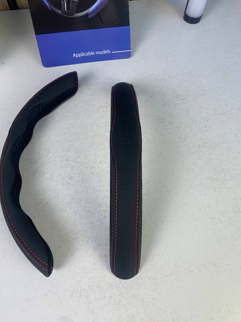 Protections de Volant Sportives en Simili Cuir 2Pcs - أغطية مقود السيارة الرياضية من الجلد - Accessoires Auto/Moto - صورة حقيقية 5