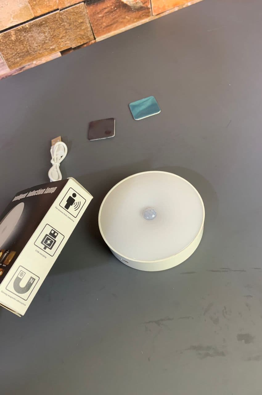 Lampe LED intelligente à capteur de mouvement sans fil Rechargeable - Électronique - صورة حقيقية 6